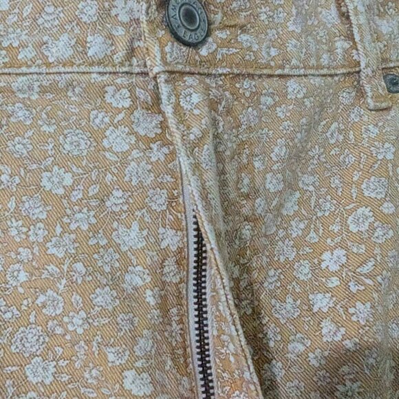 NWT AE | 90s Straight Leg Jeans in Yellow Floral (18/34) - Picture 12 of 14